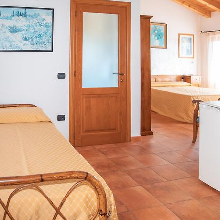 Bio Agriturismo Vojon Ponti sul Mincio Exterior foto